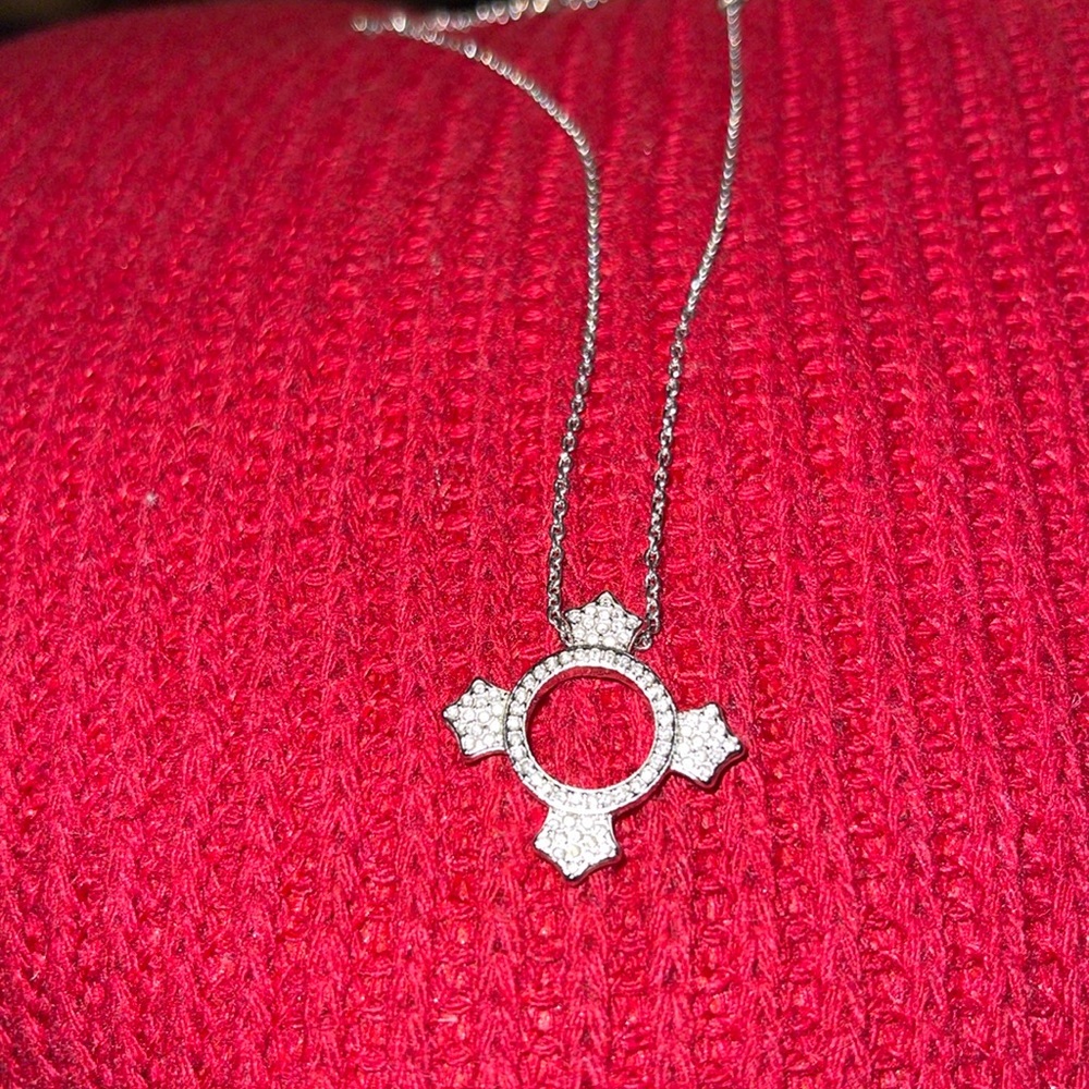 Beautiful Swarovski necklace